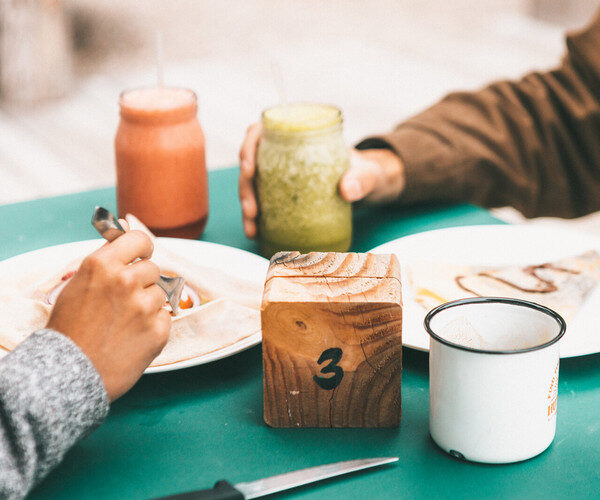 Cafés et boissons fraîches servies sur place ou à emporter directement sur votre site de camping